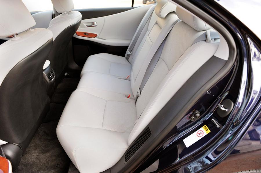  Lexus HS250h 2009 года  (фото 25 из 273)